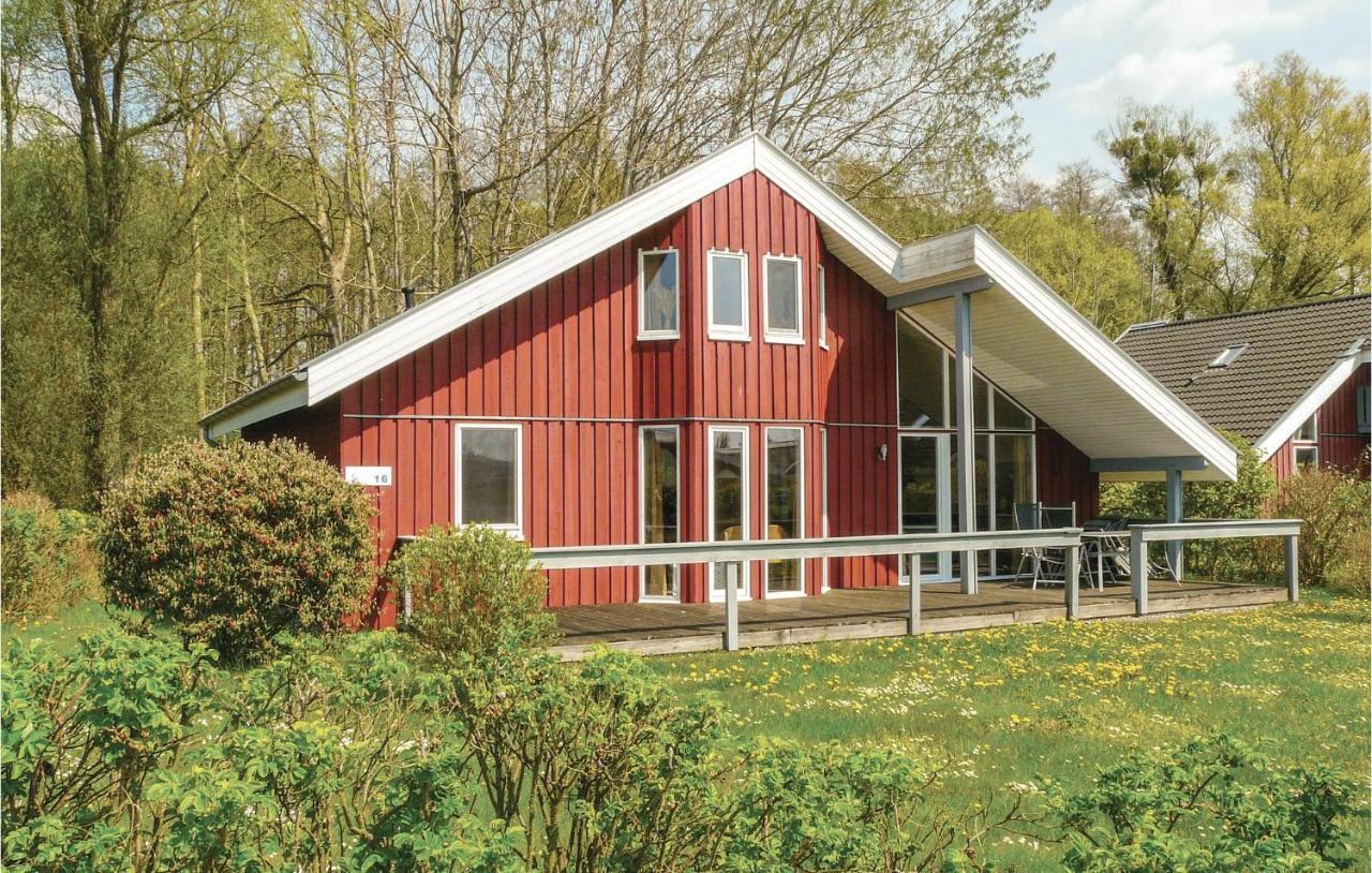 Cozy Home In Rechlin With Wifi 외부 사진