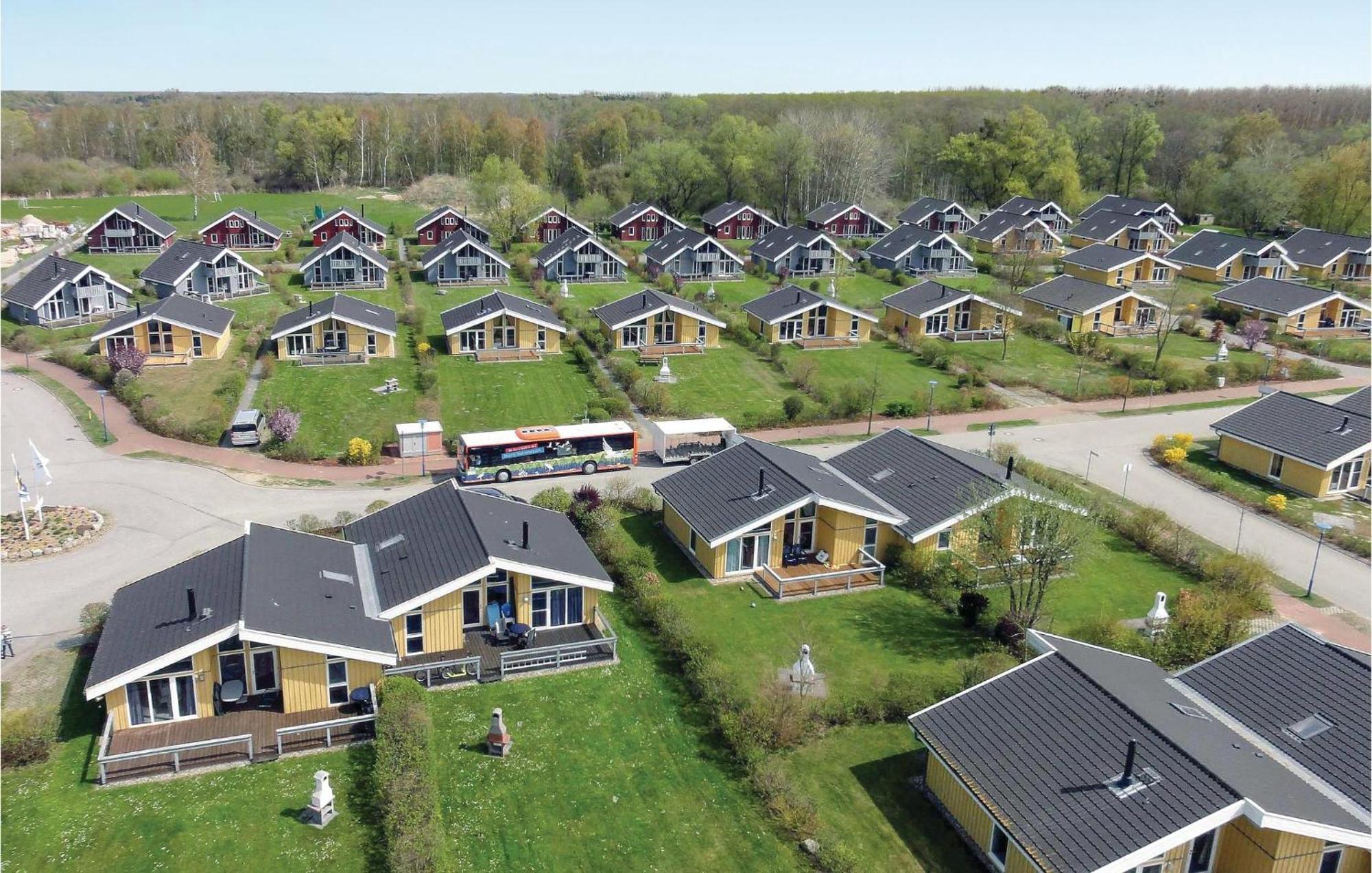 Cozy Home In Rechlin With Wifi 외부 사진